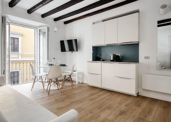Just Urban Stays - Nice Apartment - Corso Genova