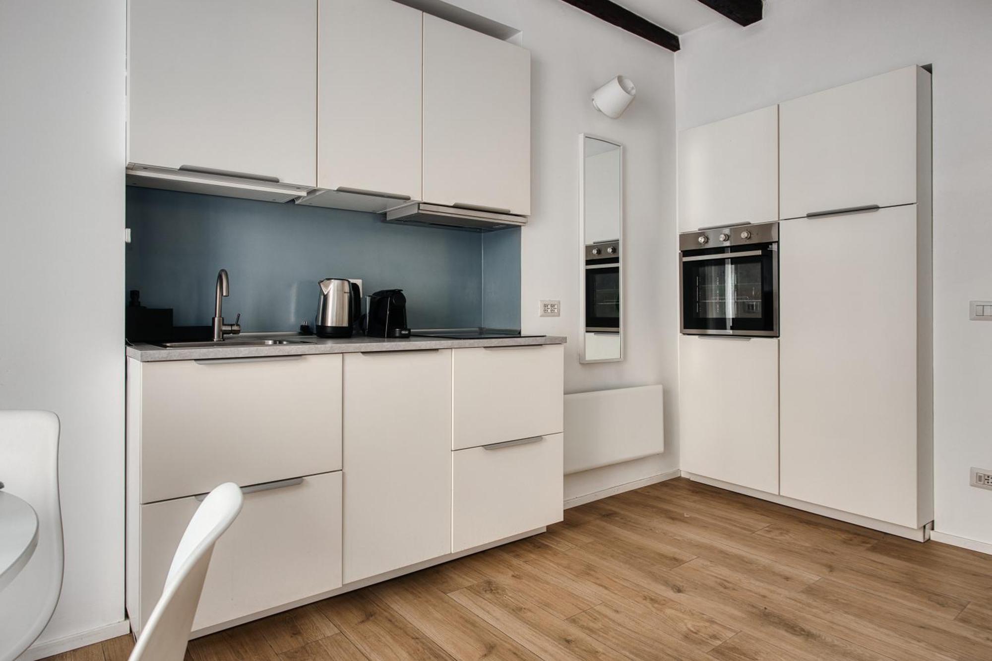 Just Urban Stays - Nice Apartment - Corso Genova *